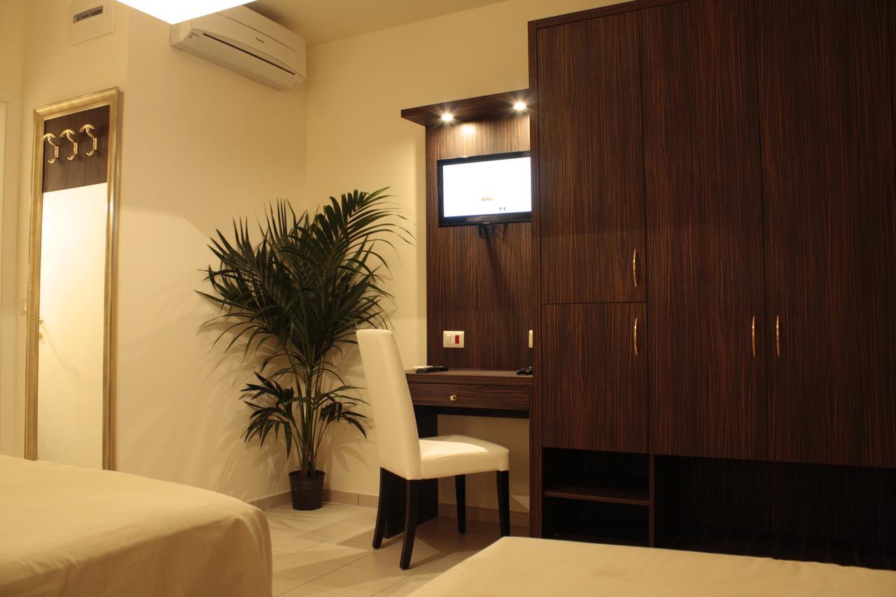 Donatella Pinarella Hotel 3*